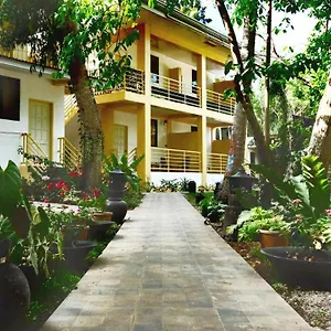 Mayas , Panglao Philippines