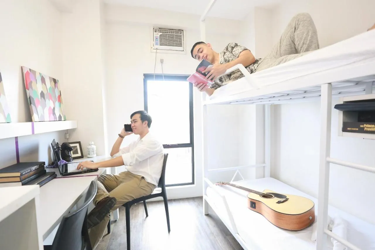 Mytown Amsterdam Hostel Manila
